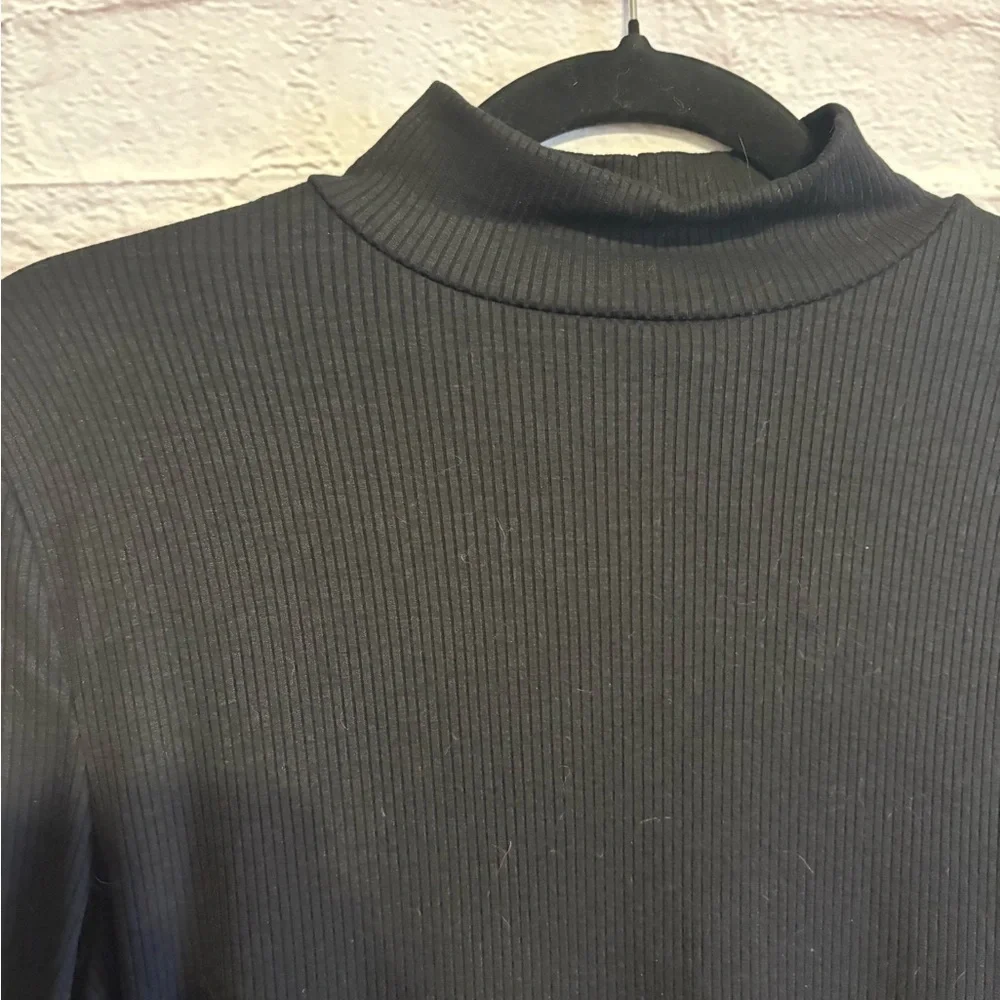 Windsor Basic Knit Ribbed Mini Dress - Picture 7 of 12